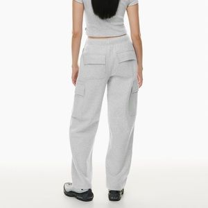 Aritzia TNA Cozy Fleece Mega Cargo Sweatpant